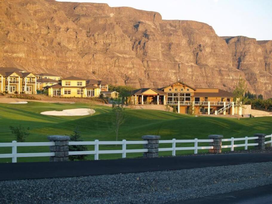 Sunserra Villa! Movie Room, Family Friendly, Bbqs, Pools, Free Golf! Quincy Exterior photo